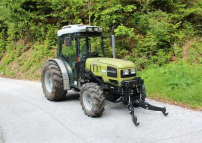 cemeh prednja traktorska hidravlika